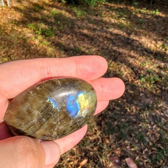 Genuine Labradorite & white Quartz bundle - Picture 5 of 11